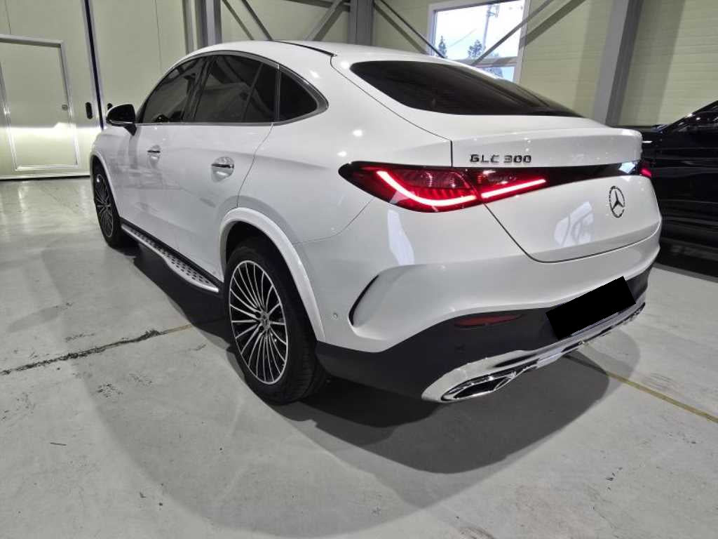Mercedes-Benz GLC-Class — photo 02