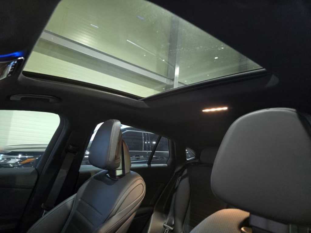 Mercedes-Benz GLC-Class — photo 12