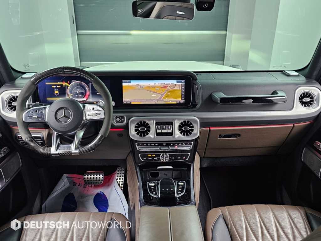 Mercedes-Benz G-Class — photo 07