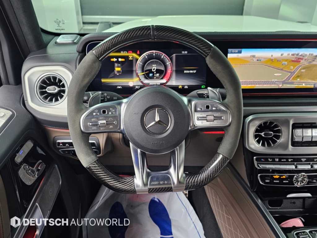 Mercedes-Benz G-Class — photo 13