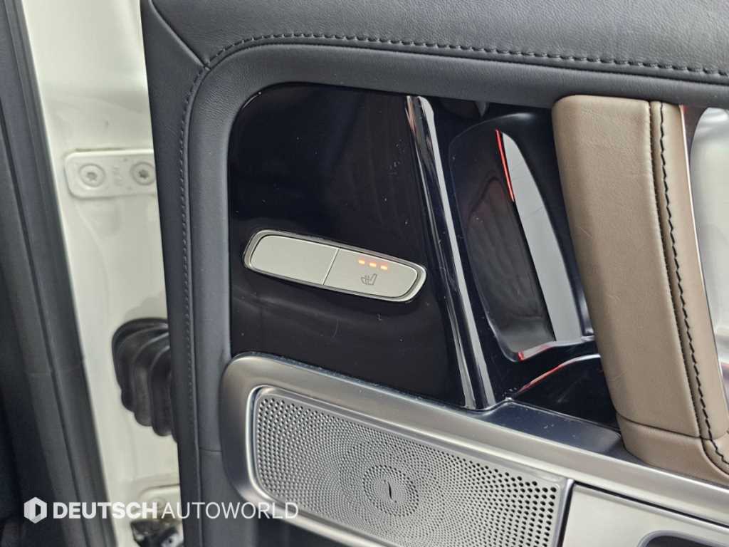 Mercedes-Benz G-Class — photo 16