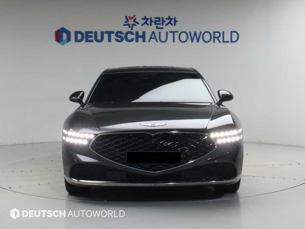 Genesis G90 — photo 03
