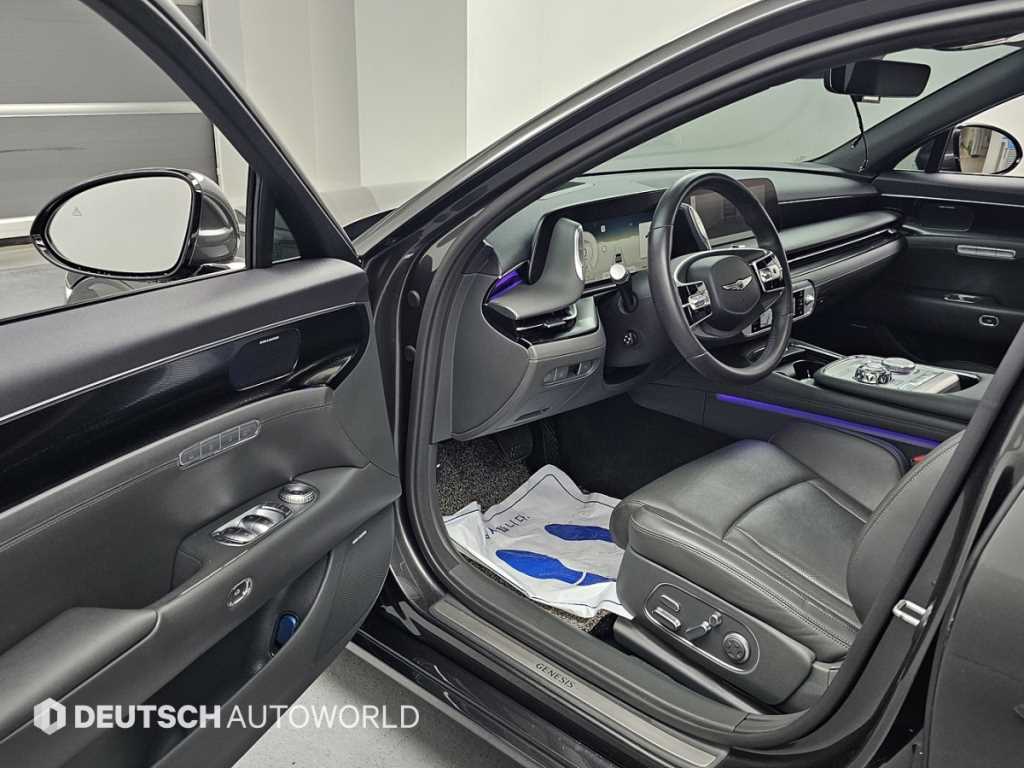 Genesis G90 — photo 11