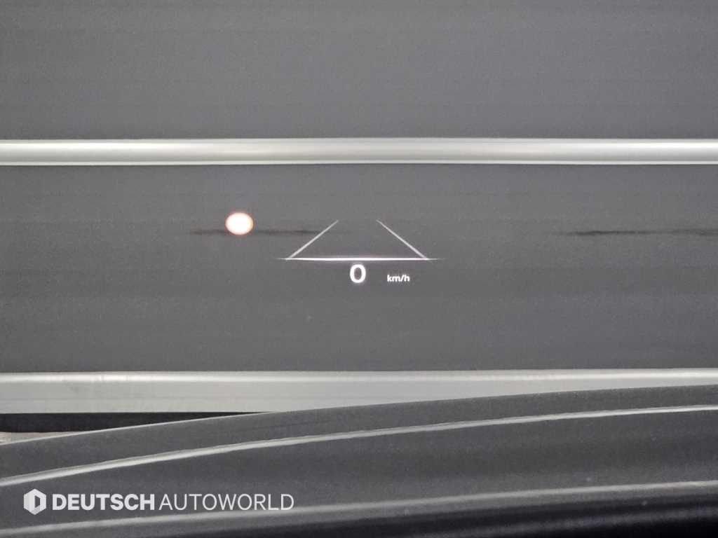 Genesis G90 — photo 17