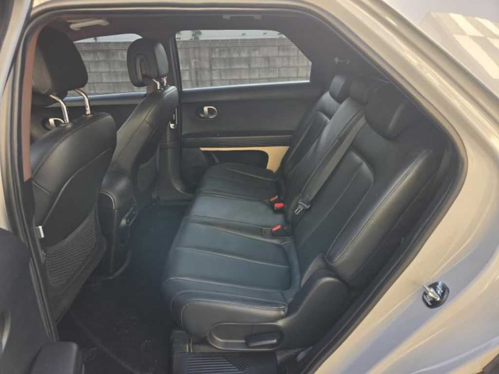 Hyundai Ioniq5 — photo 06
