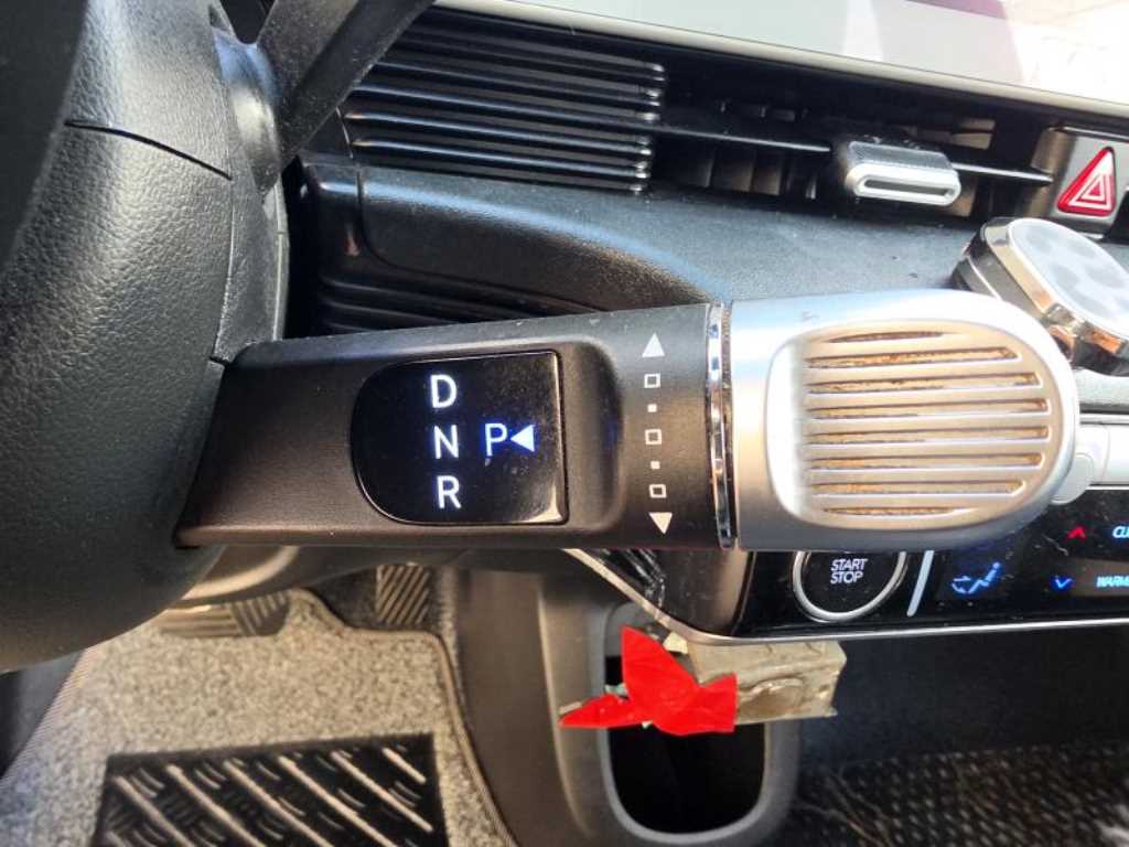 Hyundai Ioniq5 — photo 09