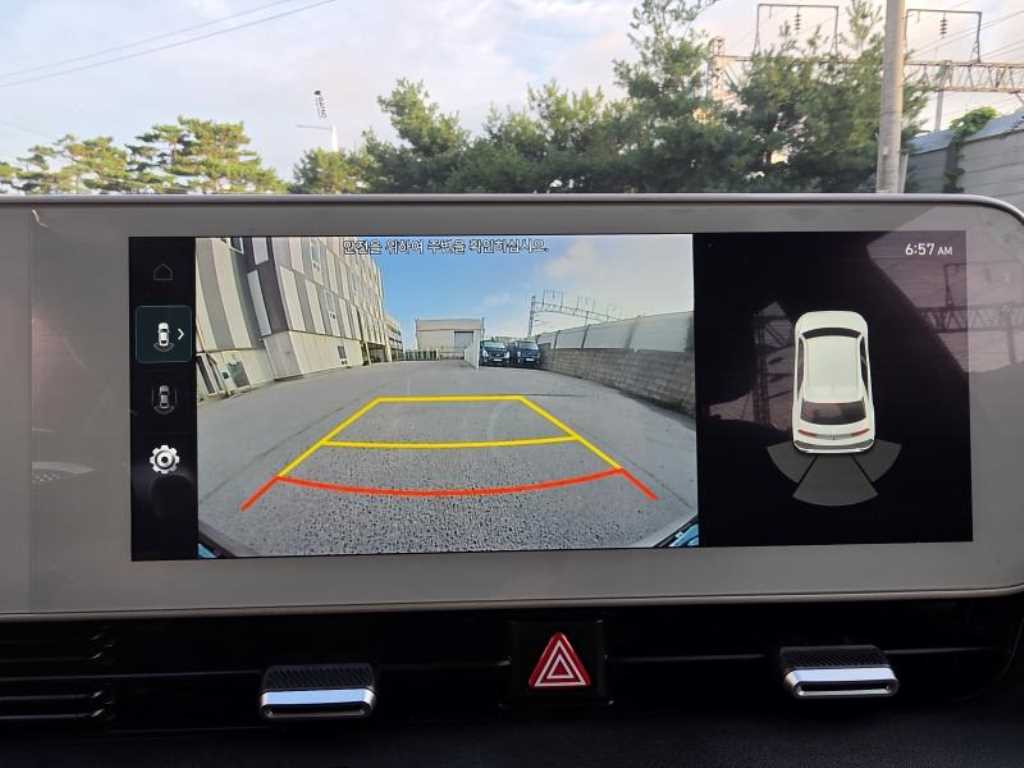 Hyundai Ioniq5 — photo 12
