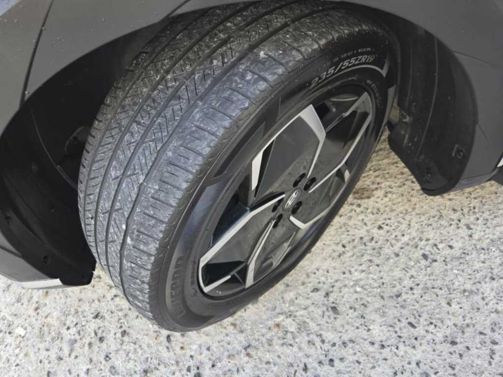 Hyundai Ioniq5 — photo 20