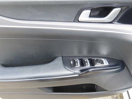 Kia K5 — photo 06