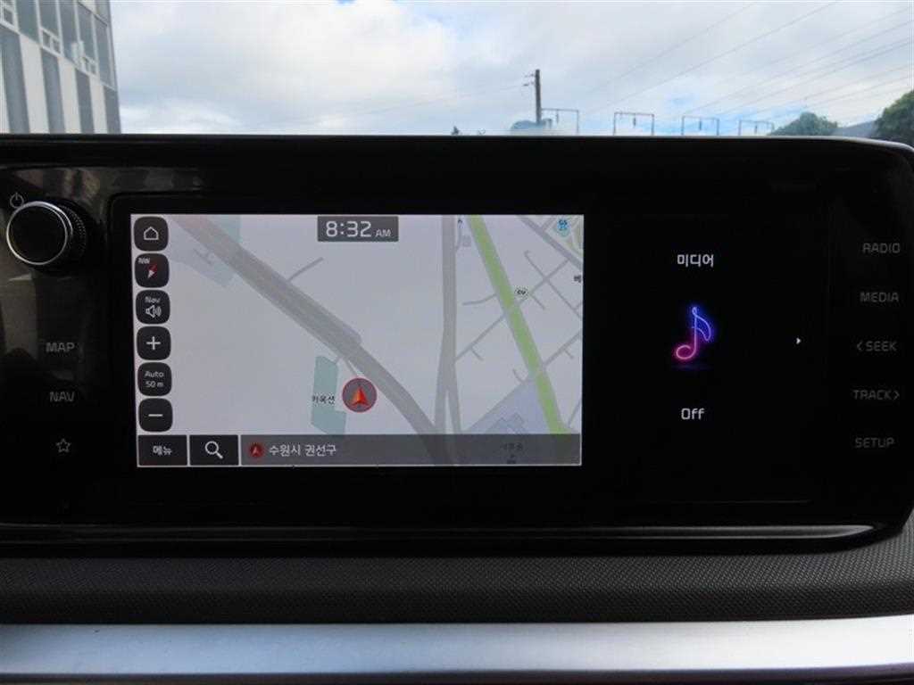 Kia K5 — photo 14