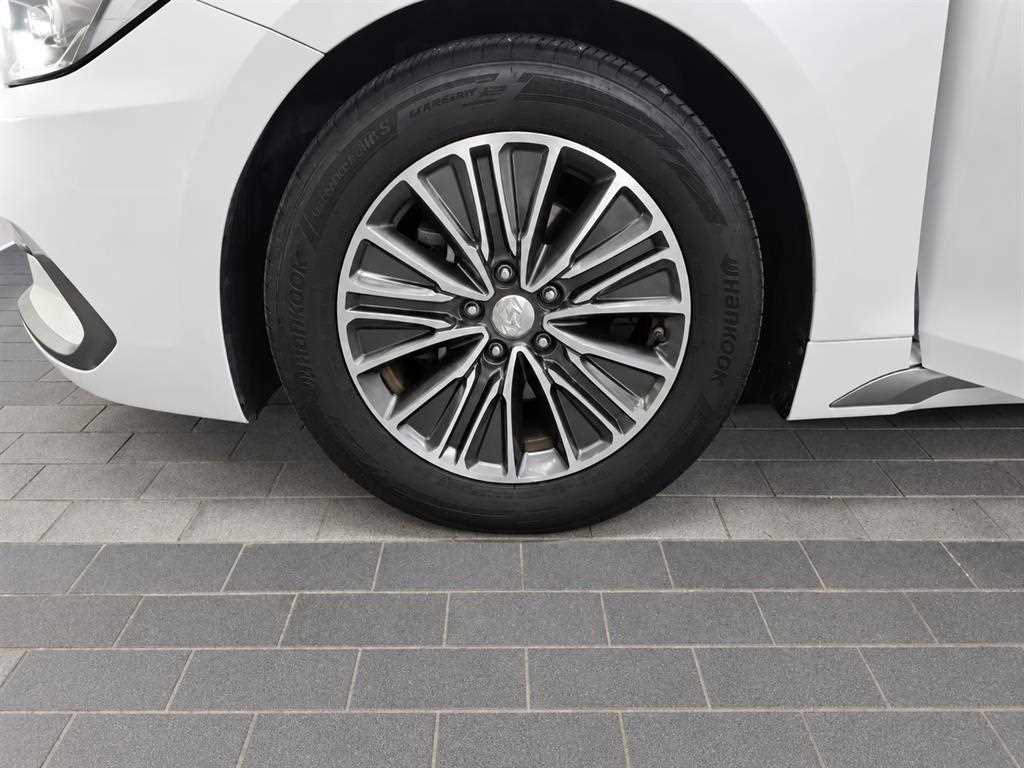 Hyundai Grandeur — photo 06
