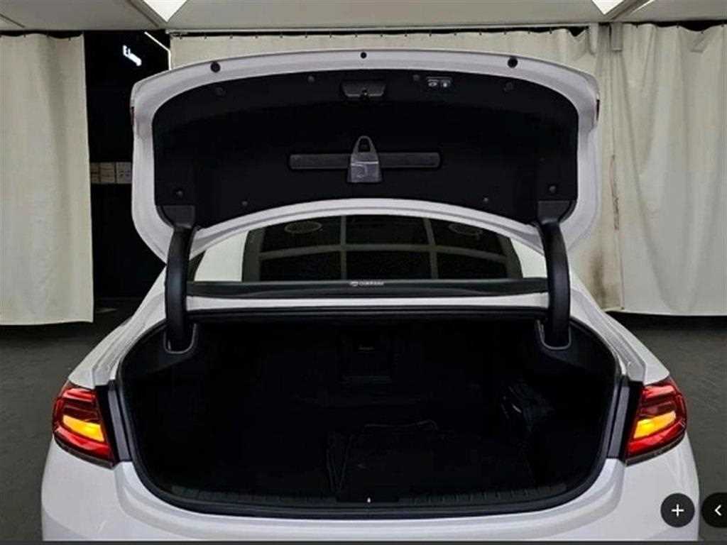 Hyundai Grandeur — photo 16