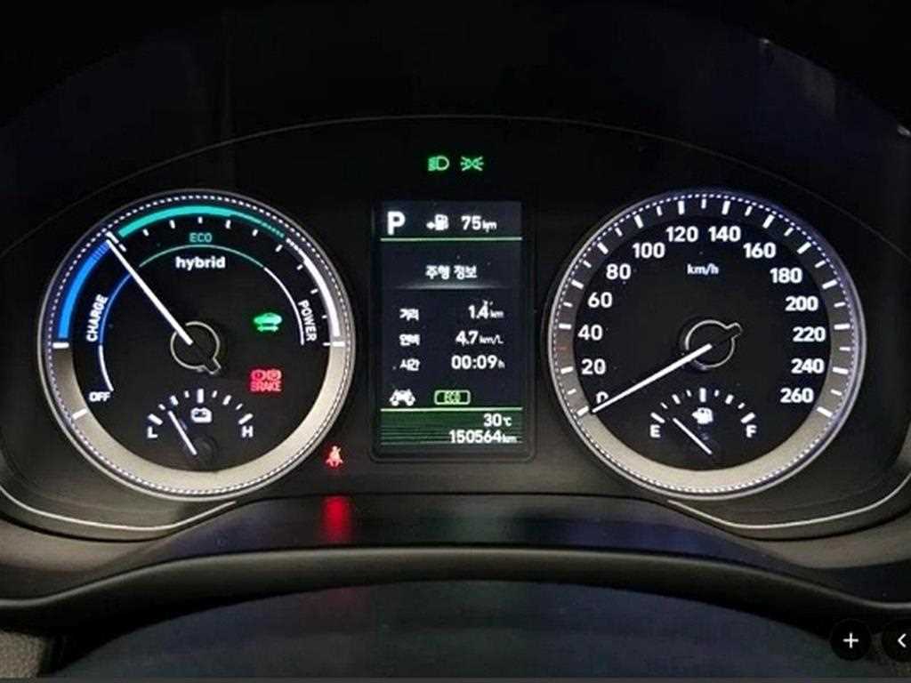 Hyundai Grandeur — photo 20