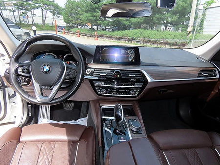 BMW 5-Series — photo 07