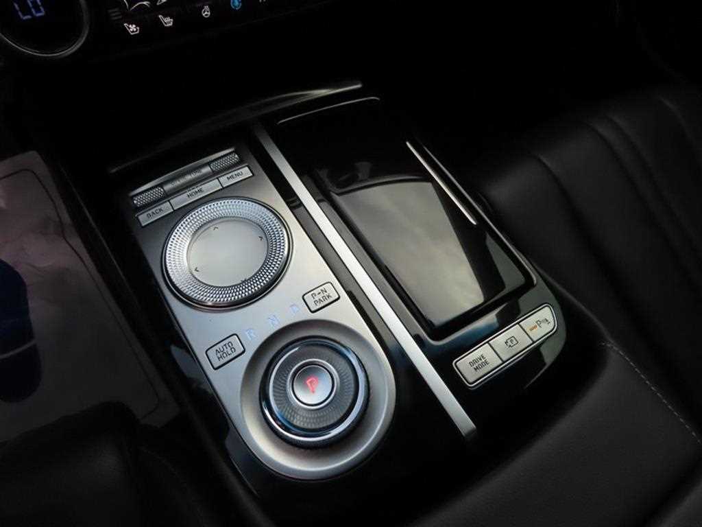 Genesis G80 — photo 14