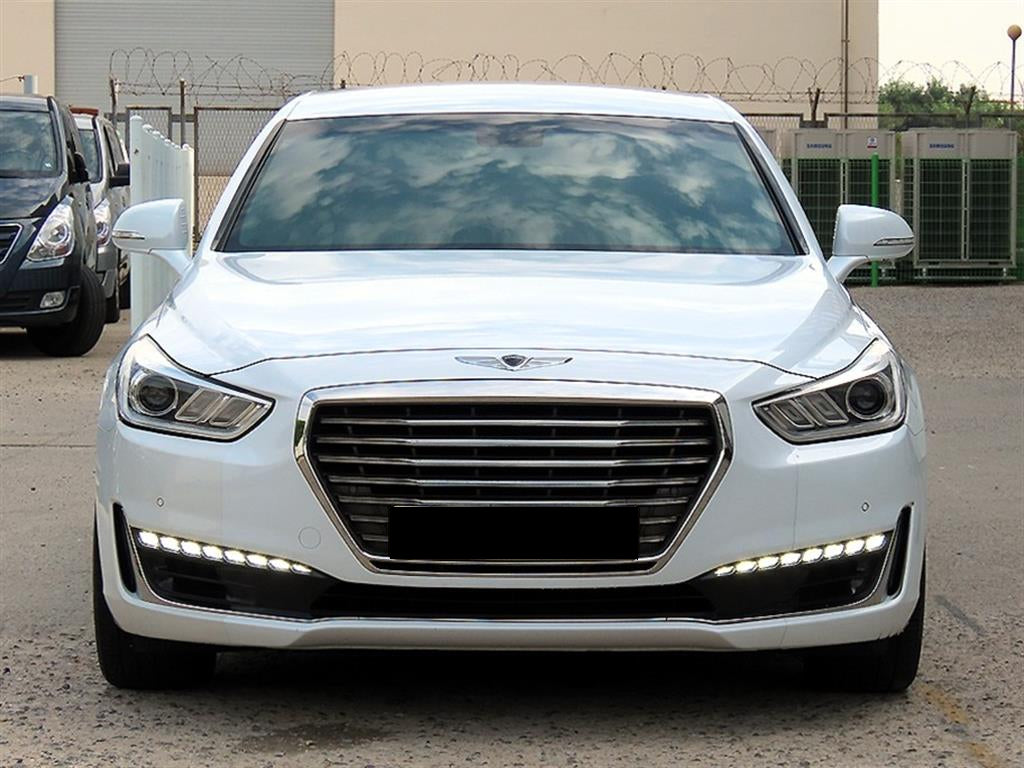 Genesis EQ900 — photo 01
