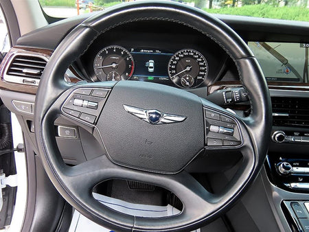 Genesis EQ900 — photo 08