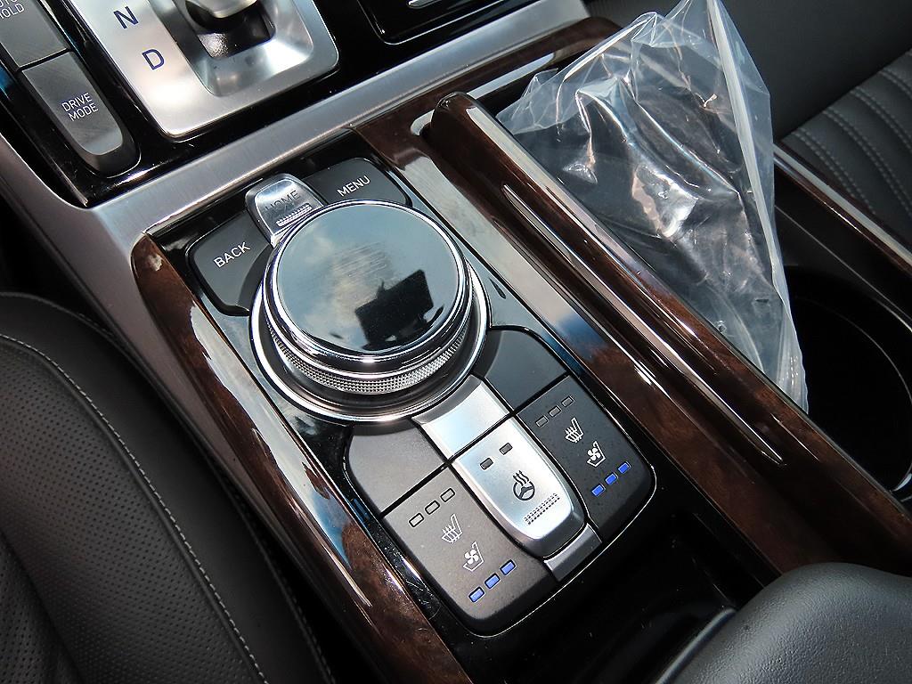 Genesis EQ900 — photo 13