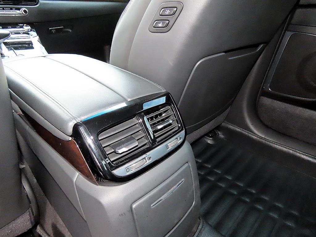 Genesis EQ900 — photo 17