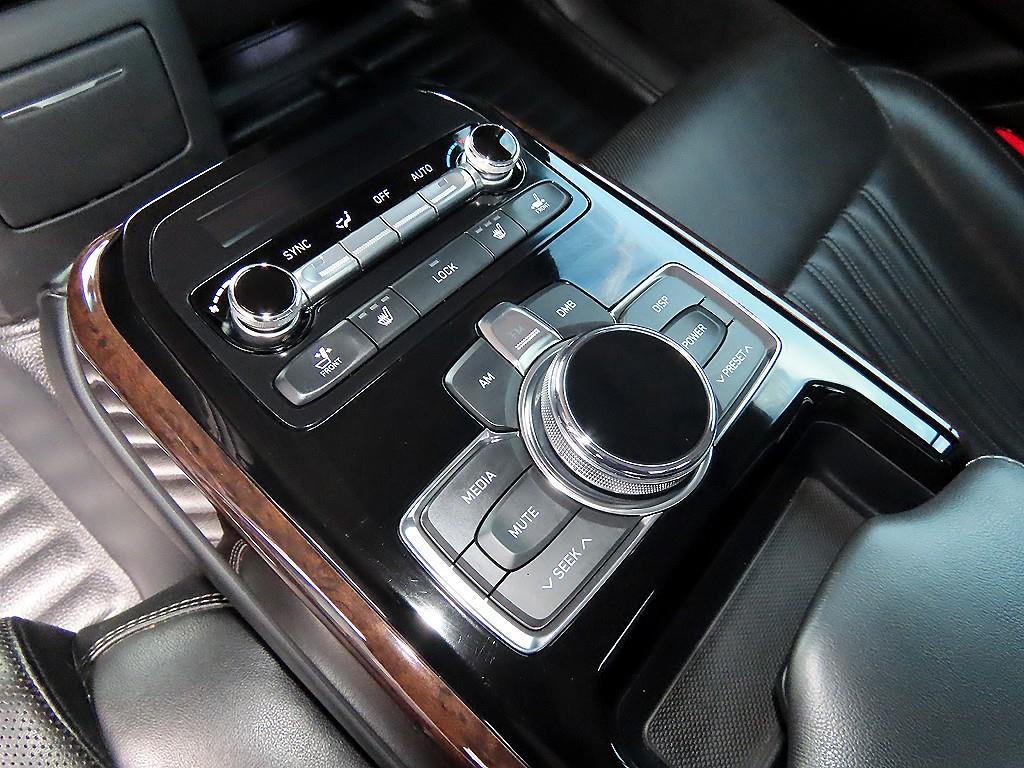 Genesis EQ900 — photo 18