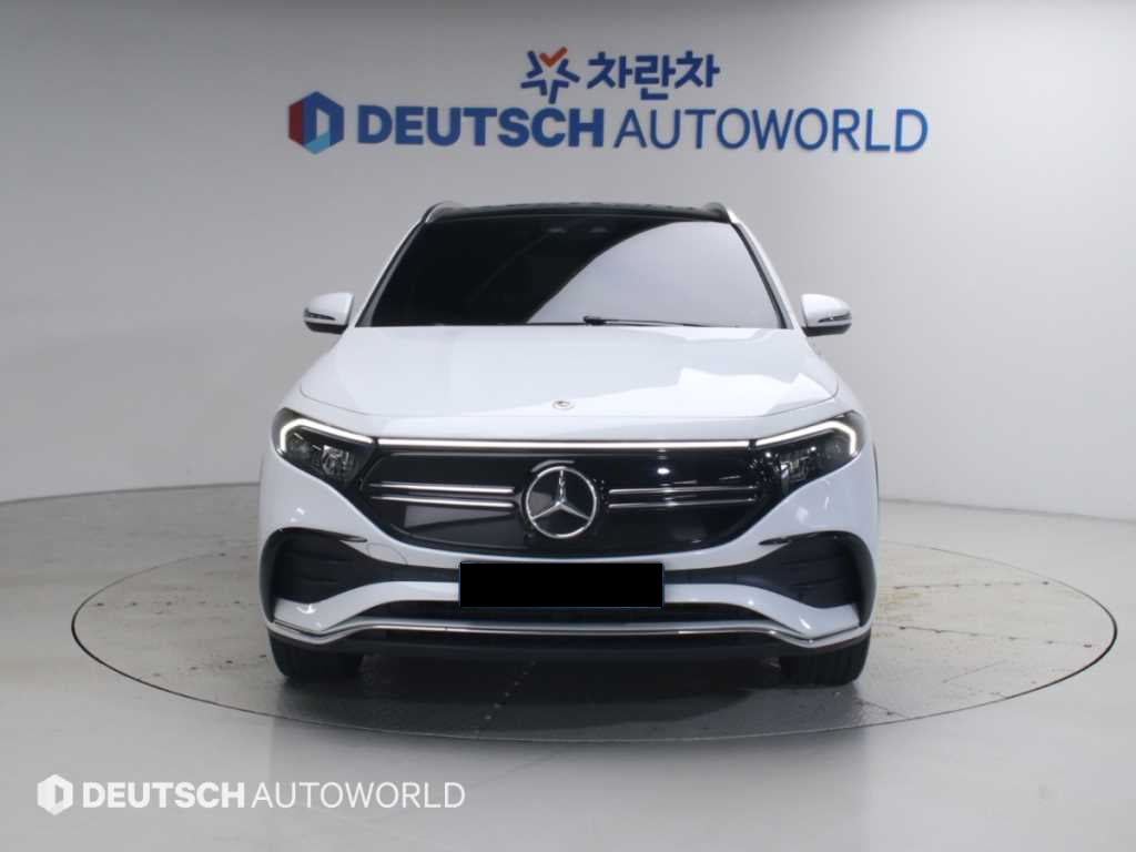 Mercedes-Benz EQA — photo 03