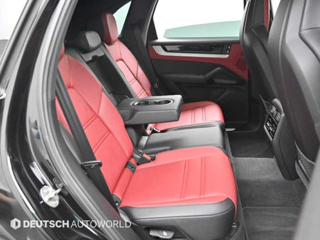 Porsche Cayenne — photo 12