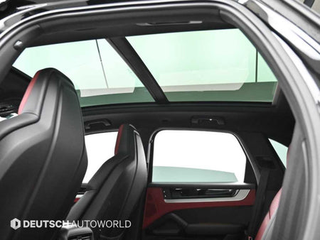 Porsche Cayenne — photo 18