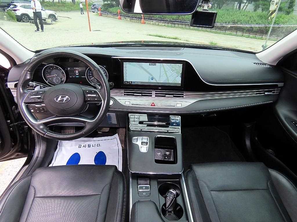 Hyundai Grandeur — photo 07