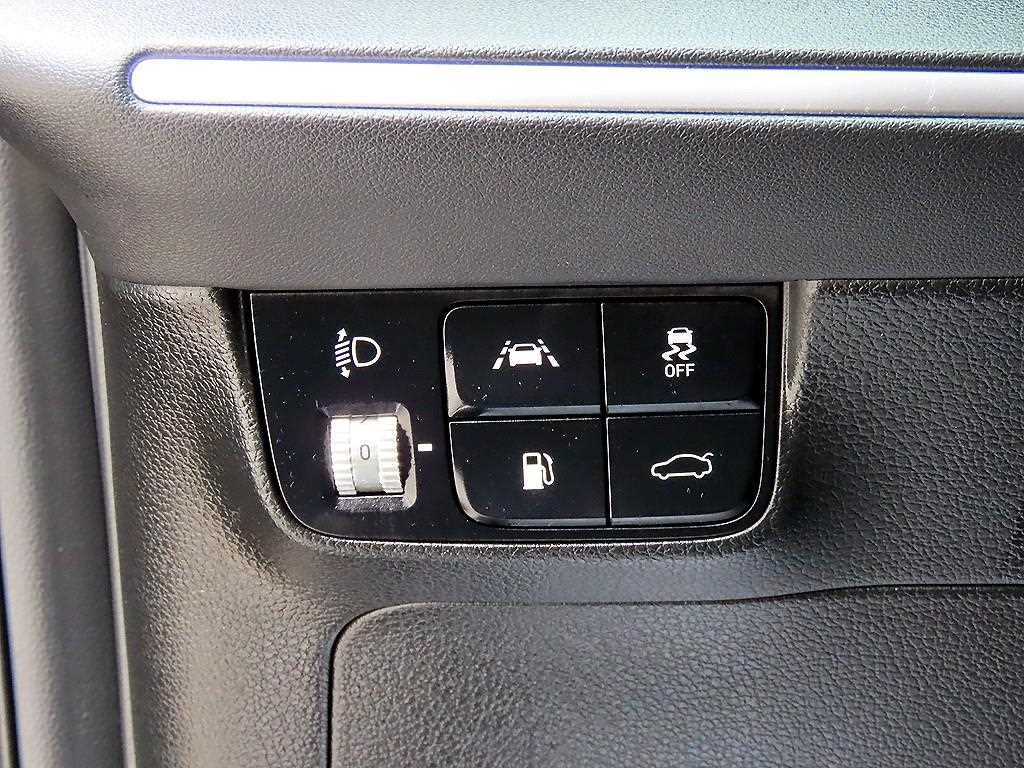 Hyundai Grandeur — photo 12