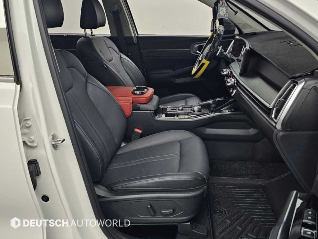 Kia Sorento — photo 10
