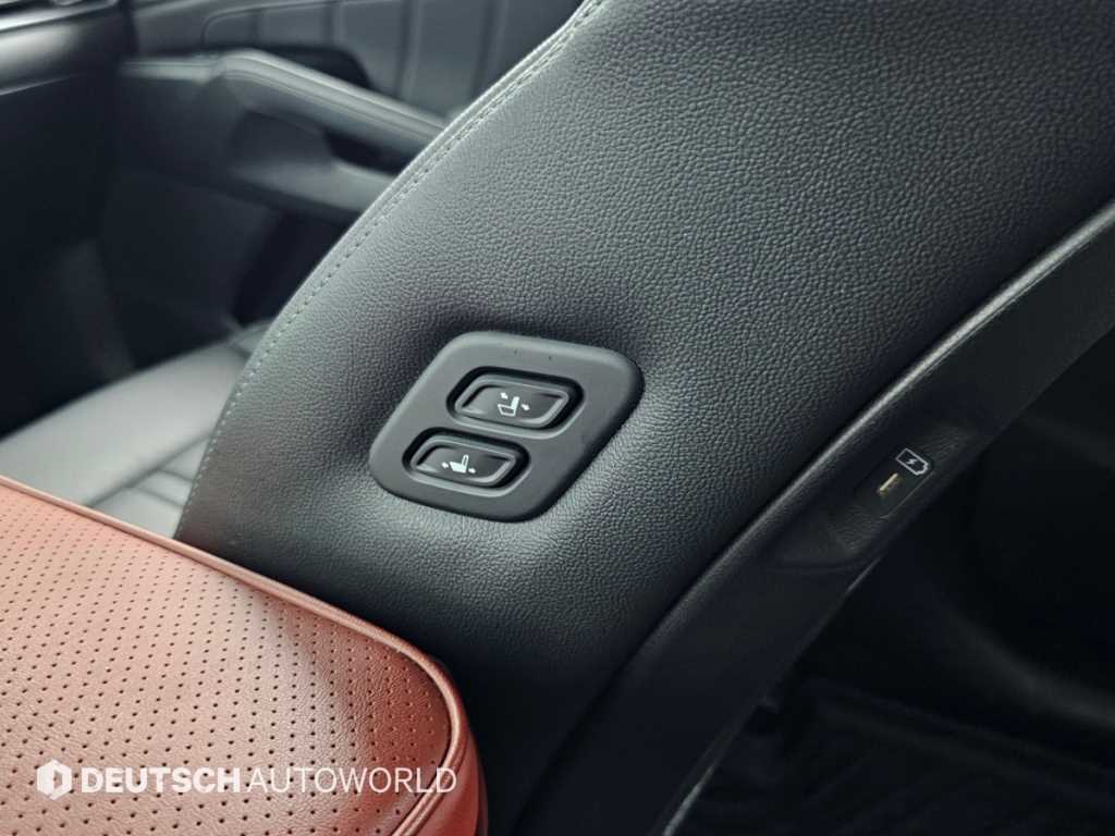 Kia Sorento — photo 18