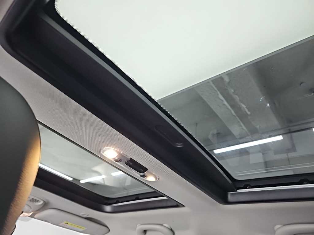 Mini Cooper — photo 13