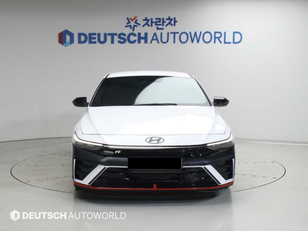 Hyundai Avante — photo 03
