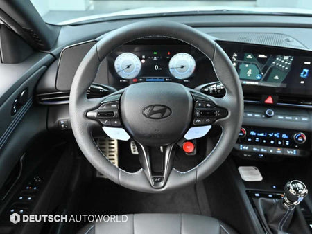 Hyundai Avante — photo 13
