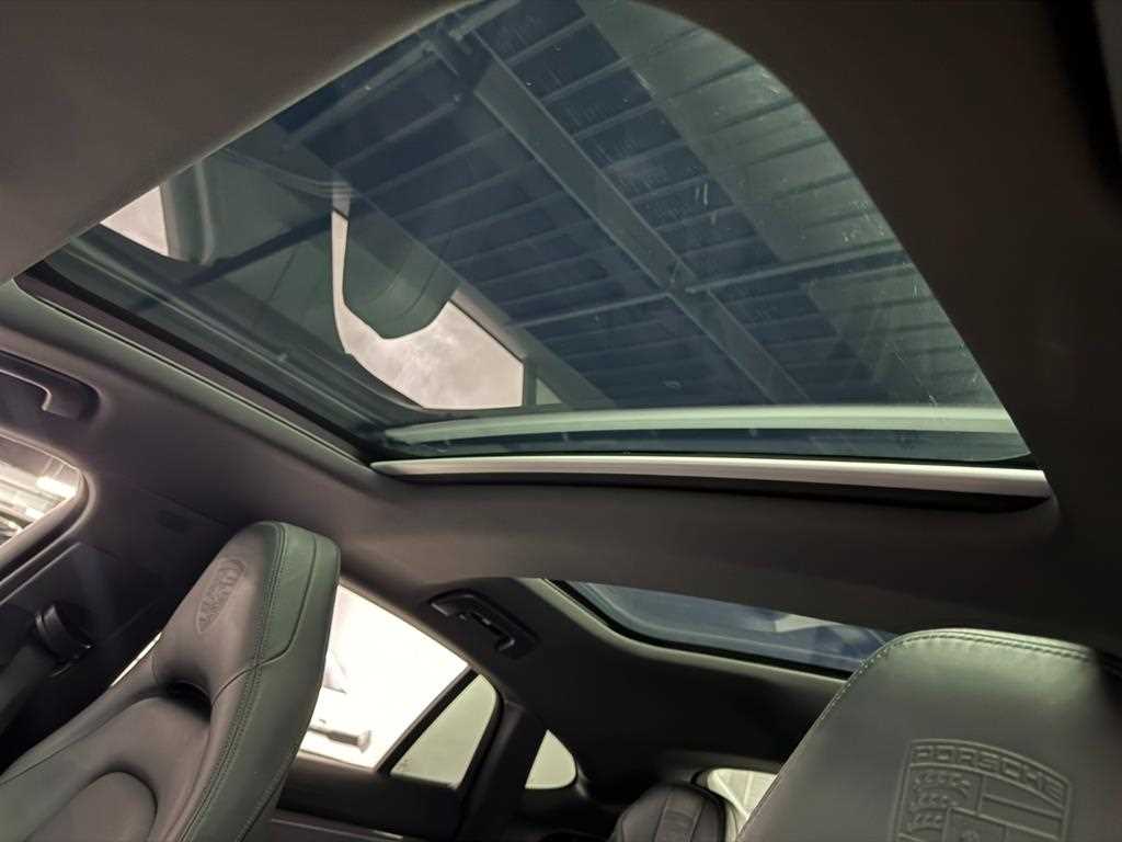 Porsche Panamera — photo 16