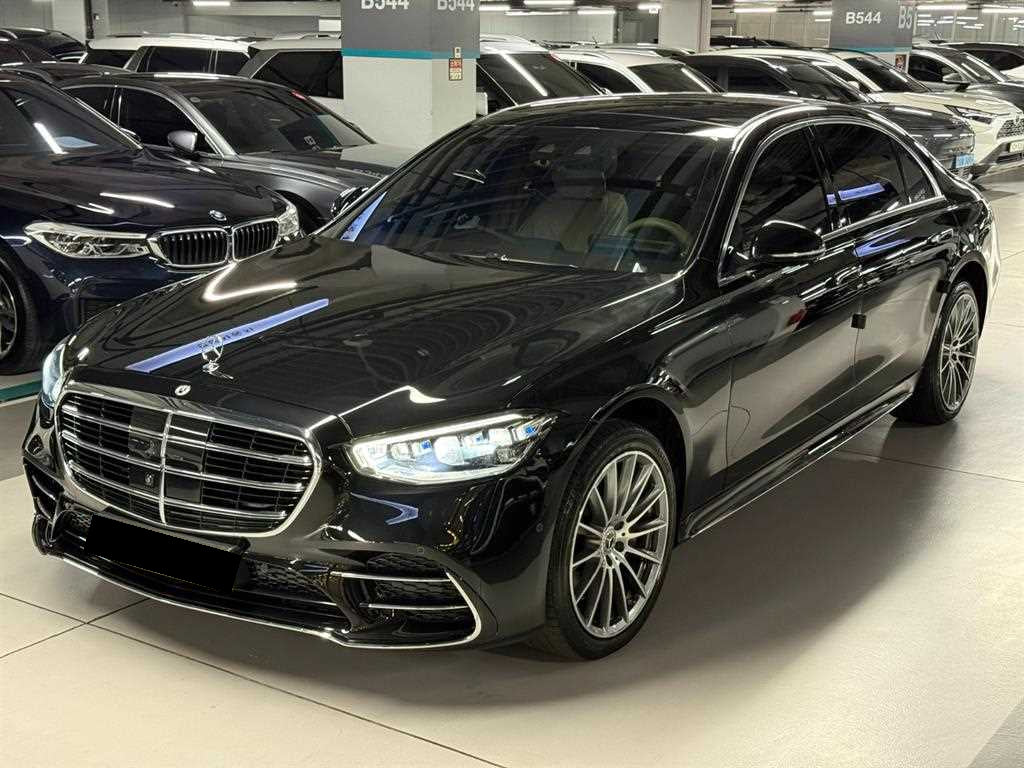 Mercedes-Benz S-Class — photo 04