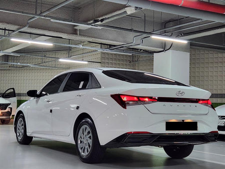 Hyundai Avante — photo 03