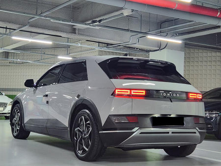Hyundai Ioniq5 — photo 03