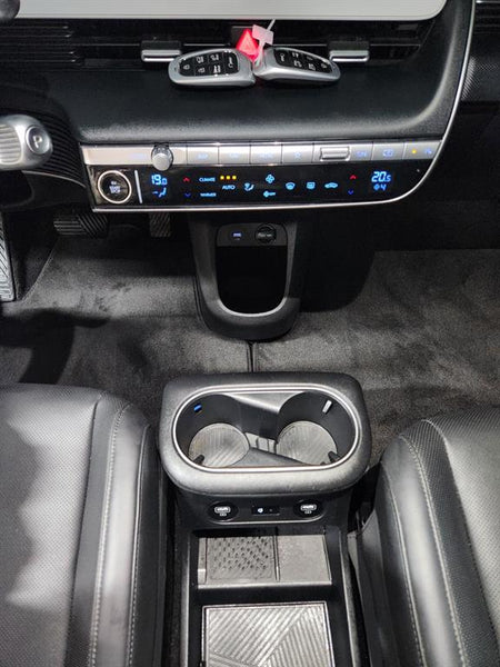 Hyundai Ioniq5 — photo 16