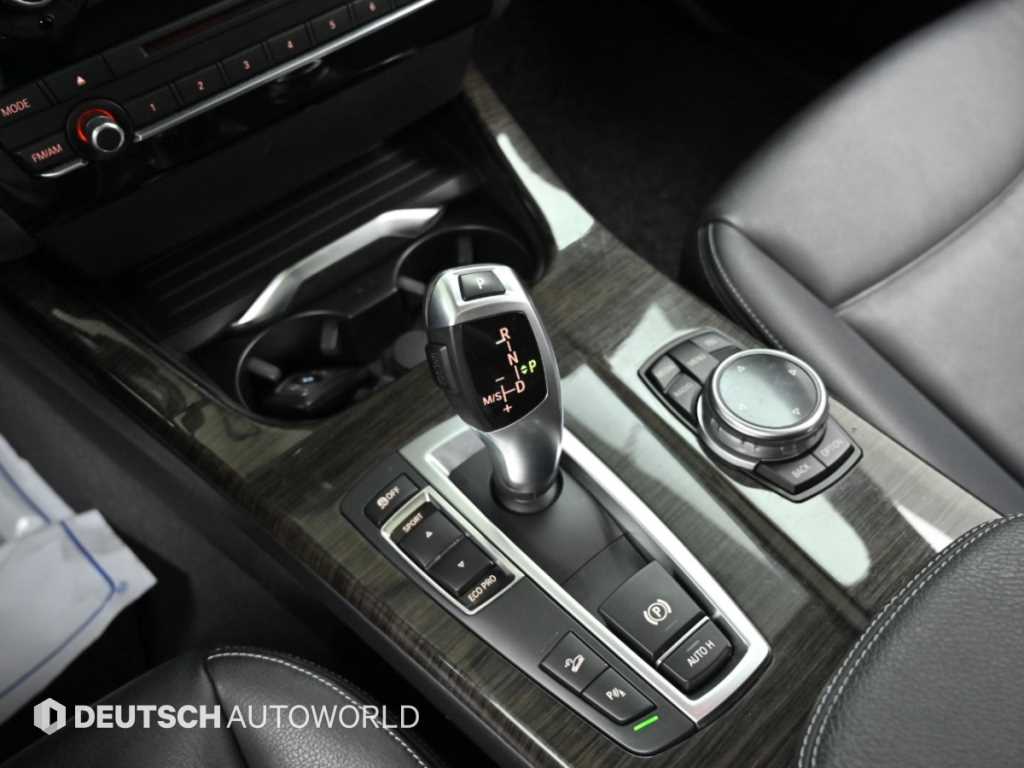 BMW X4 — photo 09
