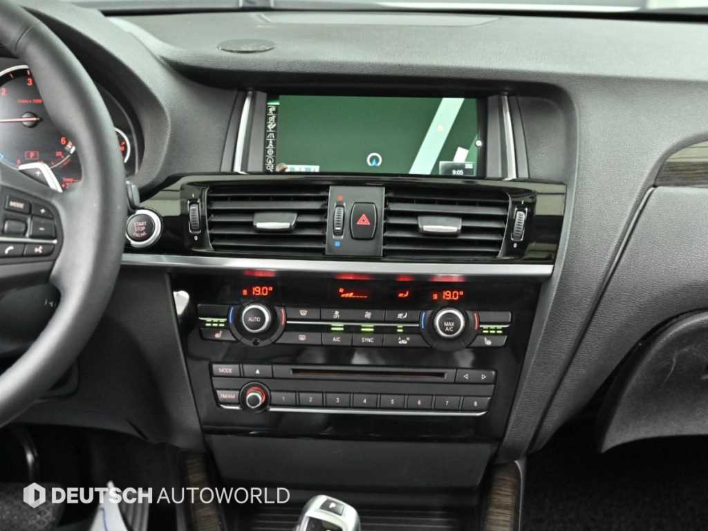 BMW X4 — photo 14