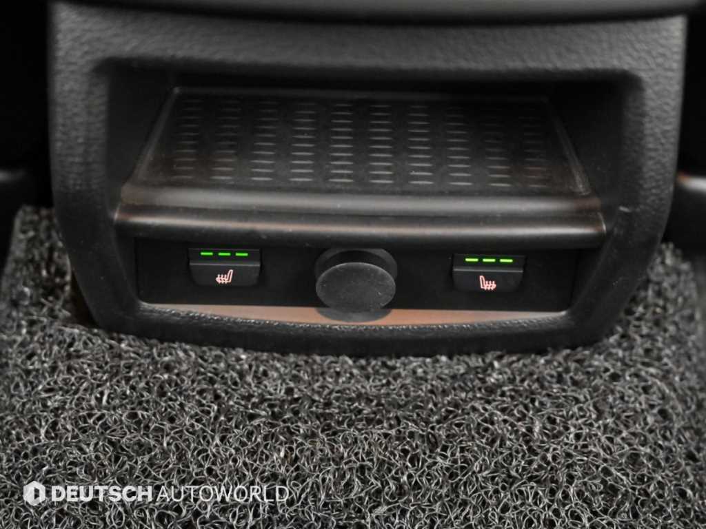 BMW X4 — photo 16