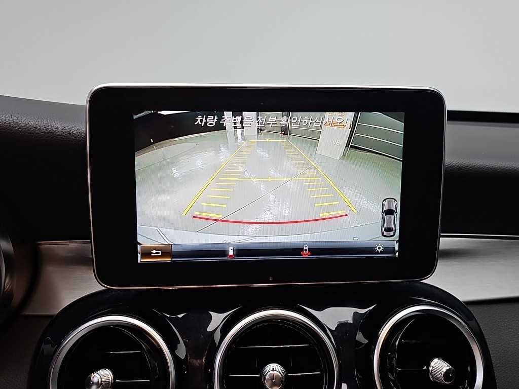 Mercedes-Benz C-Class — photo 15