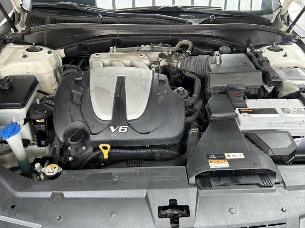 Hyundai Grandeur — photo 16