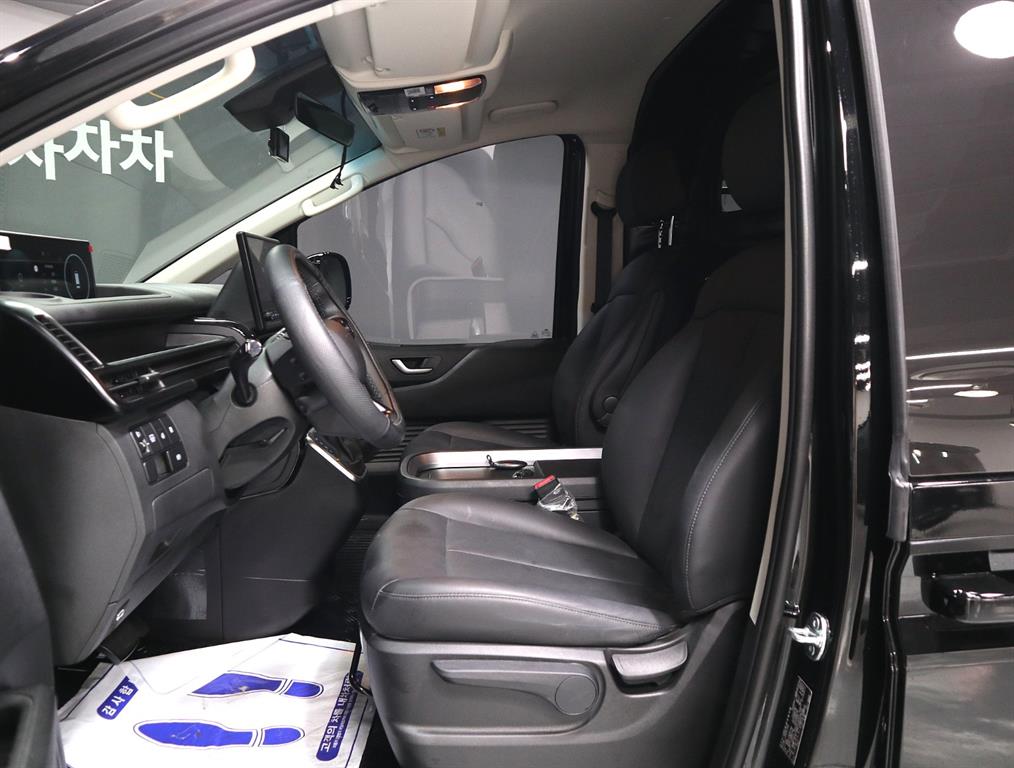 Hyundai Staria — photo 08