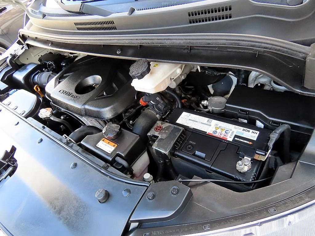 Hyundai Starex — photo 18