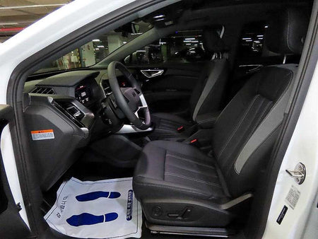 Audi Q4 e-tron — photo 06
