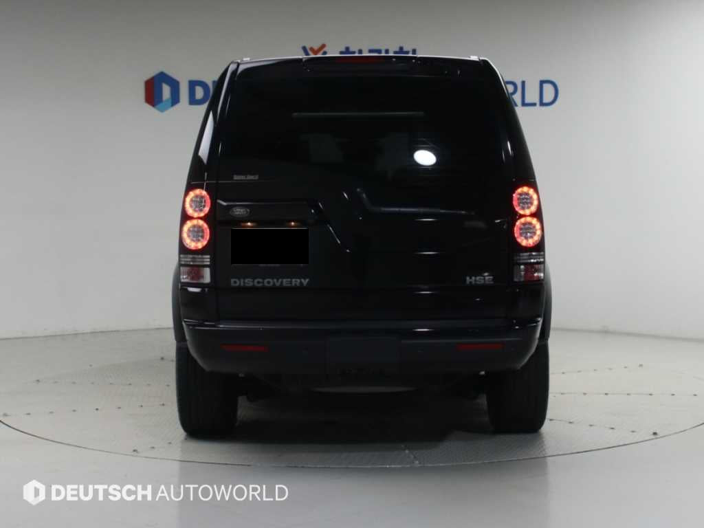 Land Rover Discovery — photo 04