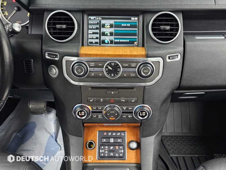 Land Rover Discovery — photo 14