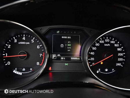 Kia Carnival — photo 08